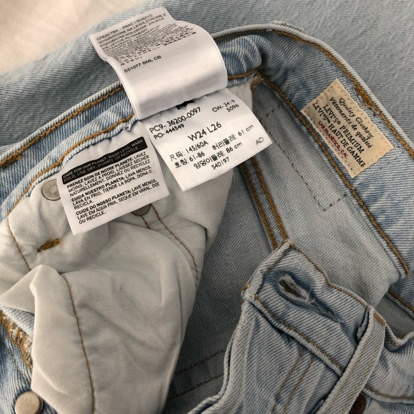 Levi’s 501 crop - Picture 5 of 6